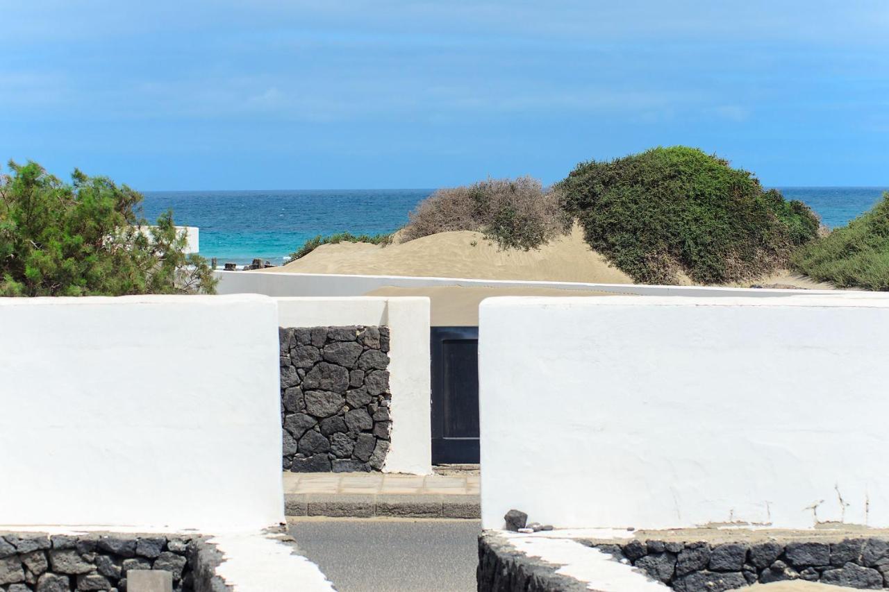 Famara Beach House Extérieur photo